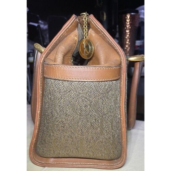 Gucci Vintage Boston Bag – Classic Monogram Canvas & Leather Trim - Picture 4 of 12